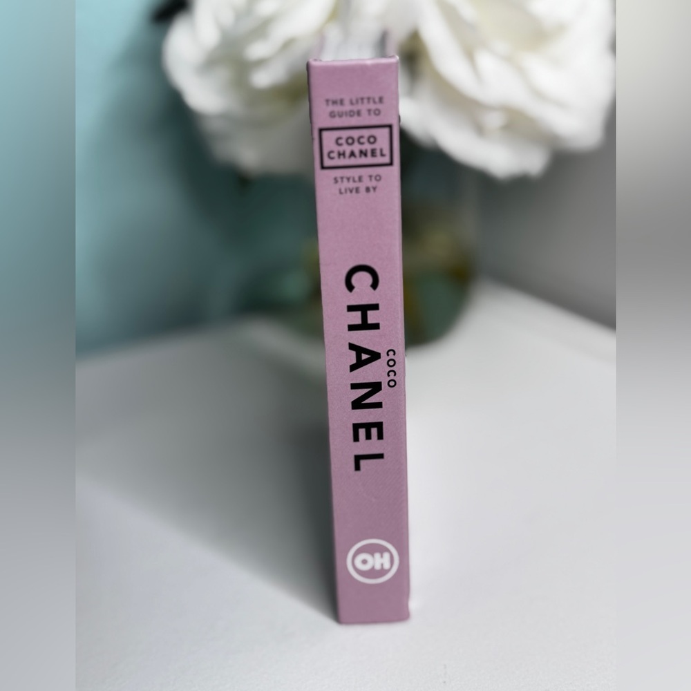 Coco Chanel Pink Mini Book - Picture 3 of 4
